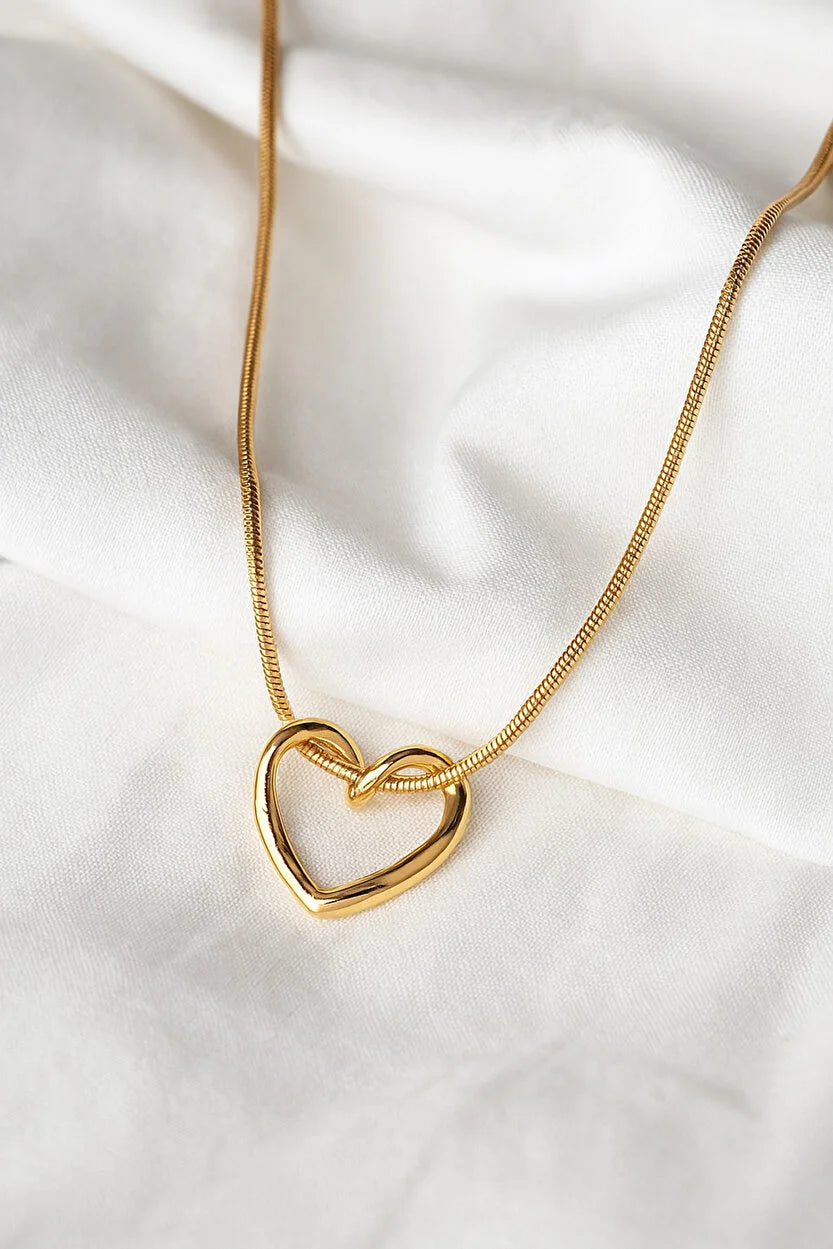 Hollow Heart Pendant Necklace - Gold Plated